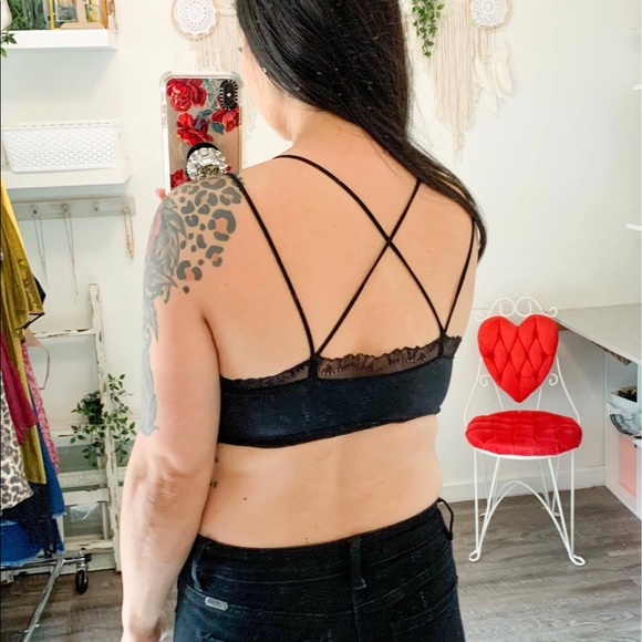 Black Lace Bralette - Picture 3 of 3